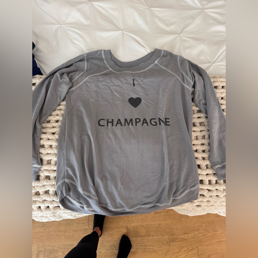 Gray Heart Print Sweatshirt